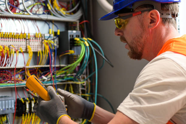 Best Emergency Electrical Repair  in Freeport, FL